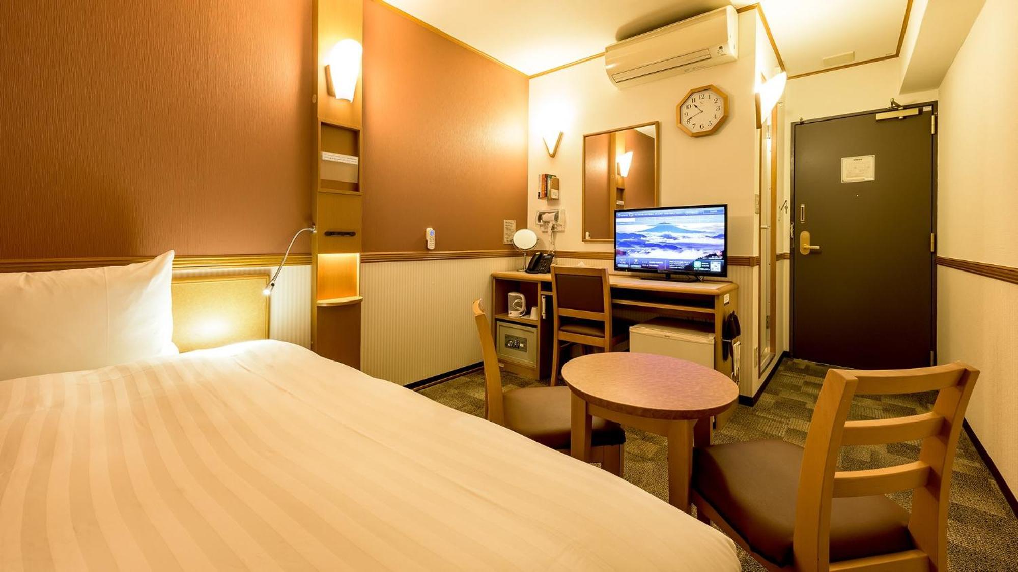 Toyoko Inn Takasaki Eki Nishi Guchi No 2 Quarto foto
